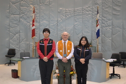 PH 519 - Page Photograph : Speaker Shane Thompson, MLA for Nahendeh and Pages Jaxsin Brian Martineau and Serenity Gargan